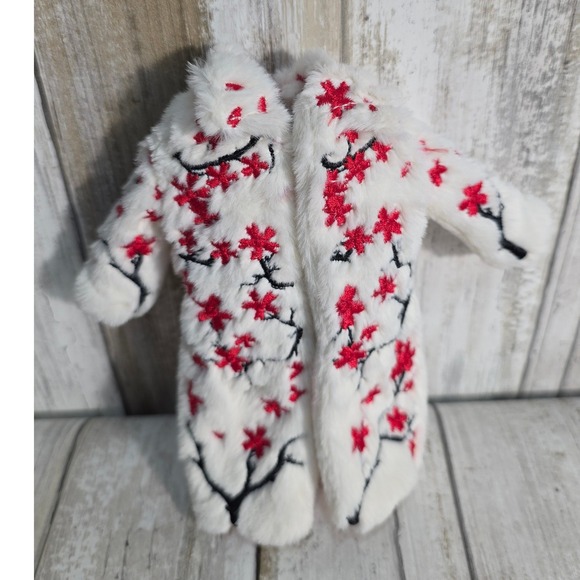 Rainbow High Other - Rainbow Shadow High Rosie Redwood Doll Outfit Cherry Blossom Faux Fur Long Coat